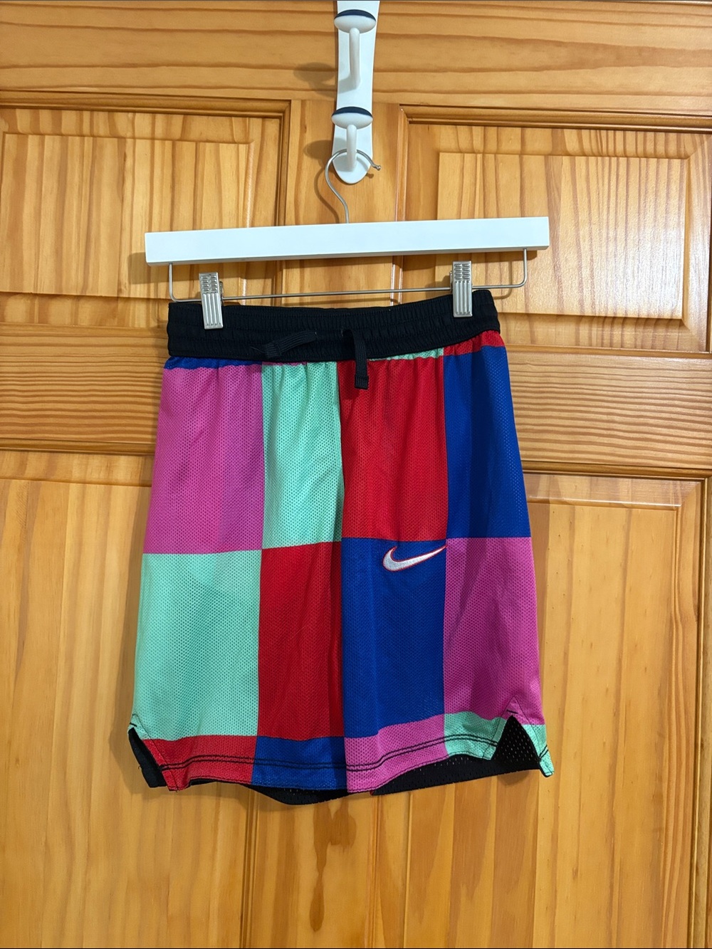 Nike Dri-Fit Girls Size Medium Reversible Athletic Shorts